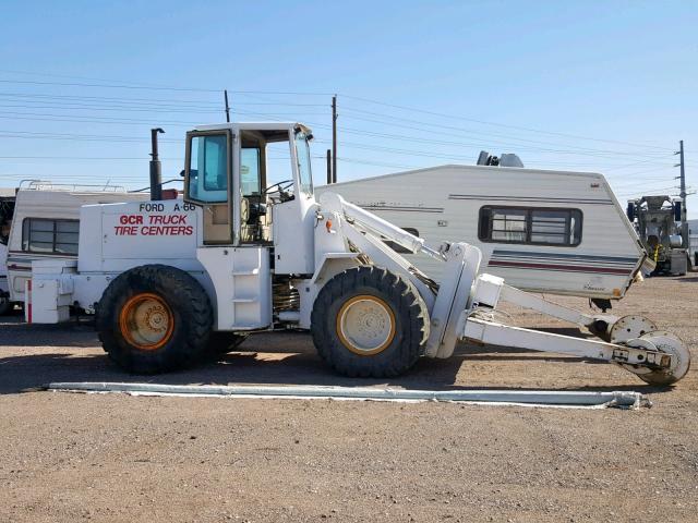 8952489 - 1980 FORD TRACTOR WHITE photo 9