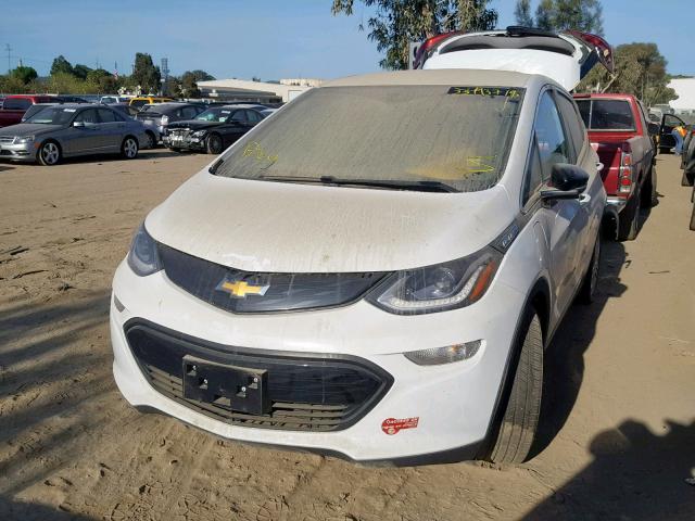 1G1FW6S05J4136054 - 2018 CHEVROLET BOLT EV LT WHITE photo 2