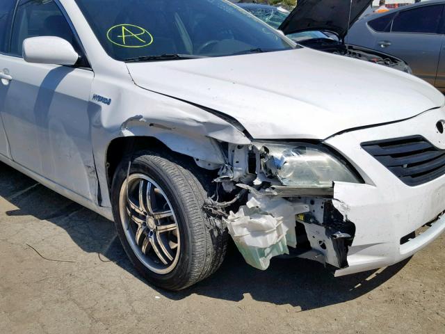 4T1BB46K79U109561 - 2009 TOYOTA CAMRY HYBR WHITE photo 9