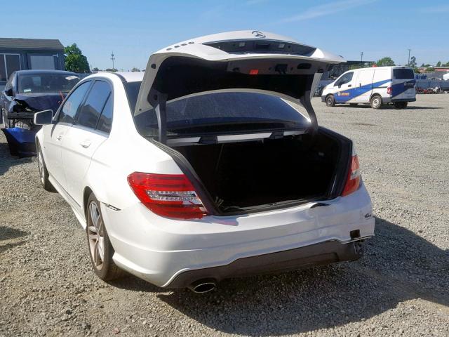 WDDGF4HB3CA626477 - 2012 MERCEDES-BENZ C 250 WHITE photo 3