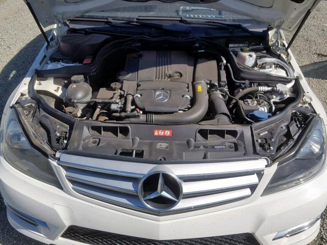 WDDGF4HB3CA626477 - 2012 MERCEDES-BENZ C 250 WHITE photo 7