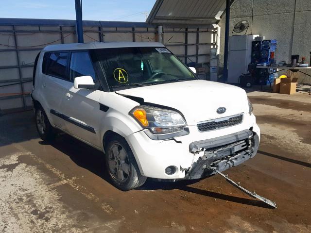 KNDJT2A24A7125423 - 2010 KIA SOUL + WHITE photo 1