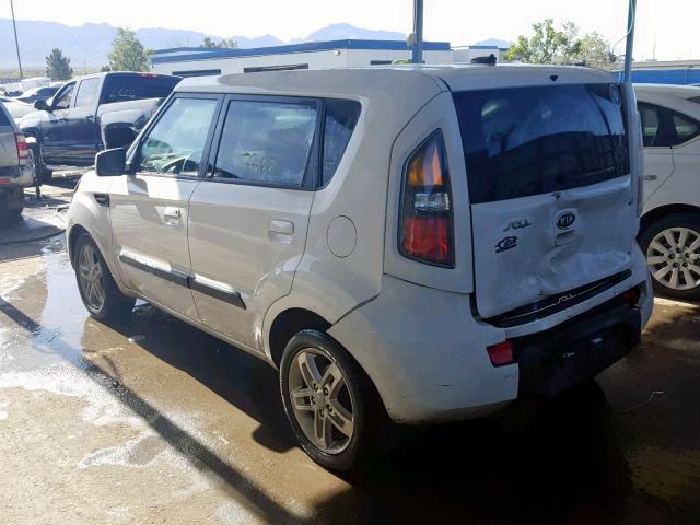 KNDJT2A24A7125423 - 2010 KIA SOUL + WHITE photo 3