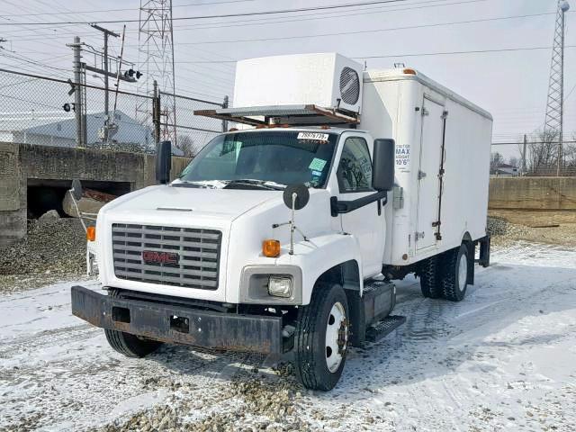 1GDJ6C1B18F412131 - 2008 GMC C6500 C6C0 WHITE photo 2