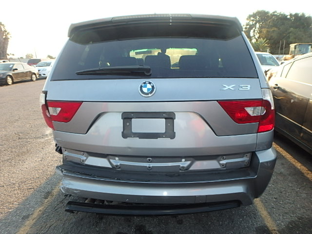 WBXPA93476WG75385 - 2006 BMW X3 3.0I GRAY photo 10