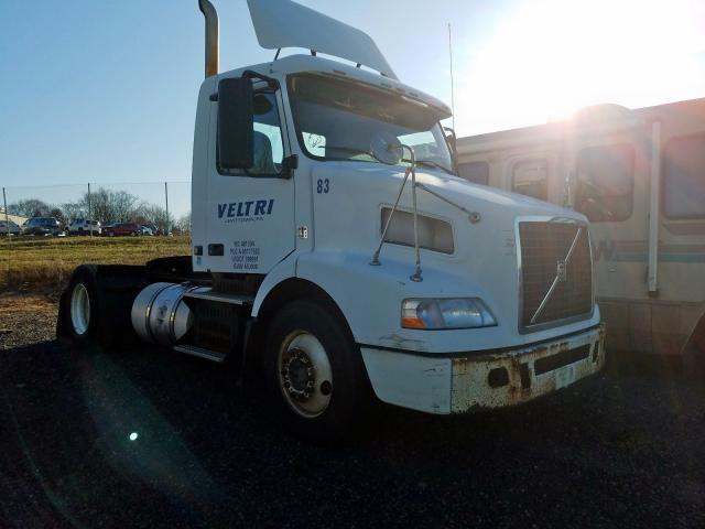 4V4M19DFX9N276692 - 2009 VOLVO VN VNM  photo 1