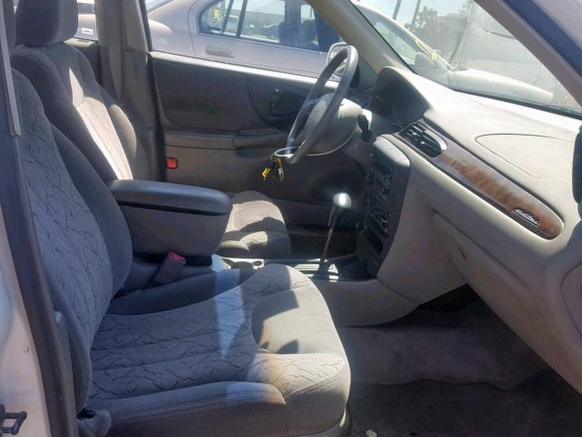 1G1NE52J116112730 - 2001 CHEVROLET MALIBU LS WHITE photo 5