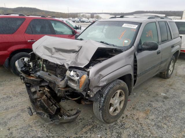 1GNDT13S652335083 - 2005 CHEVROLET TRAILBLAZER LS  photo 2