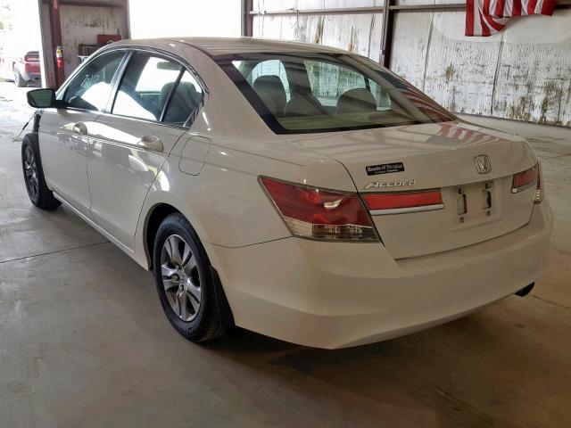 1HGCP2F41CA105807 - 2012 HONDA ACCORD LXP WHITE photo 3