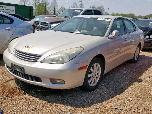 JTHBF30G220062670 - 2002 LEXUS ES 300 CREAM photo 2