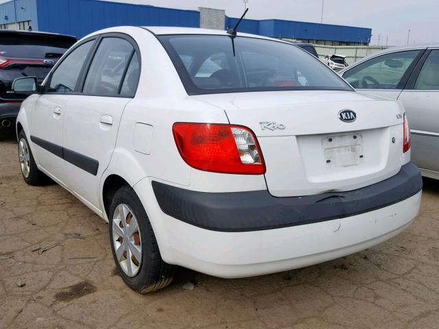 KNADE123566161236 - 2006 KIA RIO WHITE photo 3