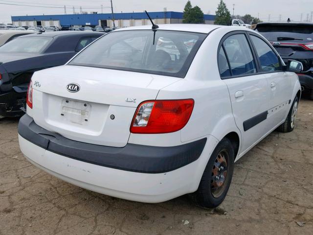 KNADE123566161236 - 2006 KIA RIO WHITE photo 4