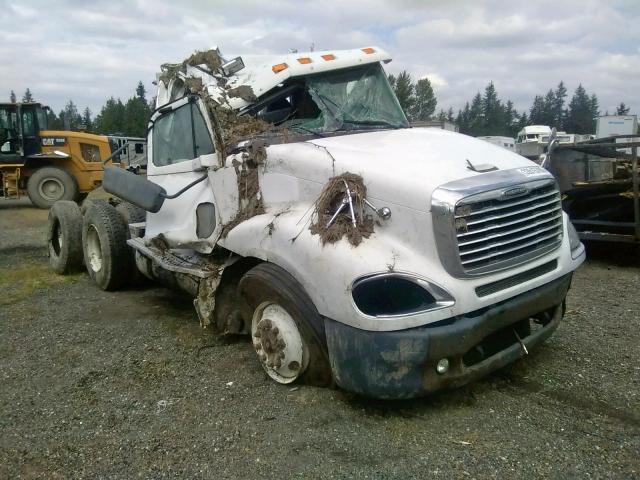 1FUJA6CK95DN79418 - 2005 FREIGHTLINER CONVENTION WHITE photo 1