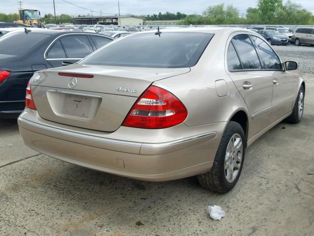 WDBUF65J55A682412 - 2005 MERCEDES-BENZ E 320 GOLD photo 4