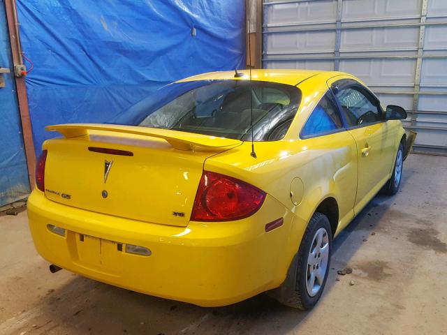 1G2AL18H397201010 - 2009 PONTIAC G5 YELLOW photo 4