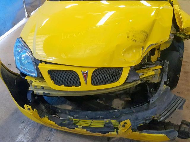 1G2AL18H397201010 - 2009 PONTIAC G5 YELLOW photo 9