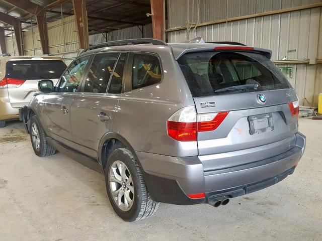 WBXPC9C45AWJ37610 - 2010 BMW X3 XDRIVE3 GRAY photo 3