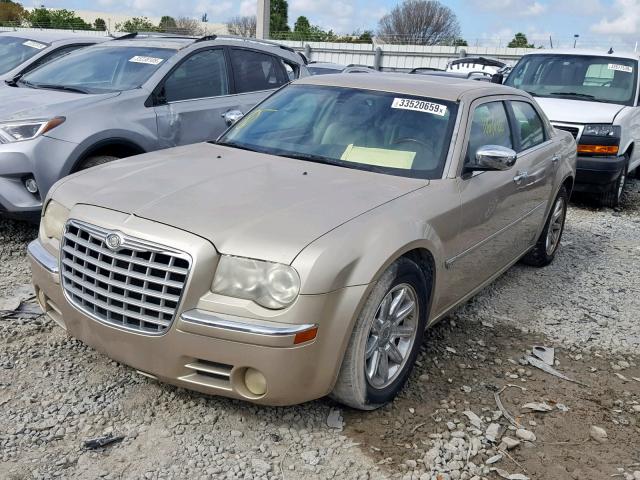 2C3KA63H46H320439 - 2006 CHRYSLER 300C GOLD photo 2