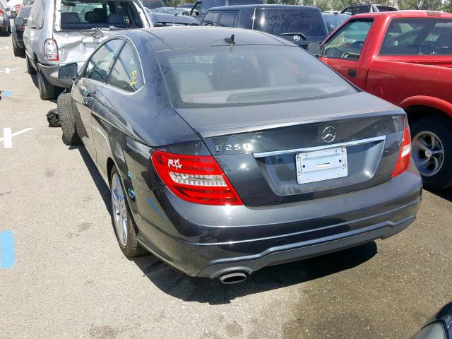 WDDGJ4HB3CF911598 - 2012 MERCEDES-BENZ C 250 BLACK photo 3