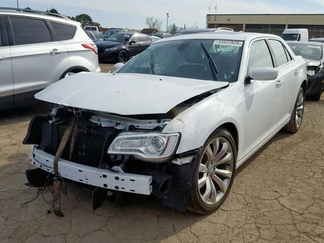 2C3CCAAG1JH274962 - 2018 CHRYSLER 300 TOURIN WHITE photo 2