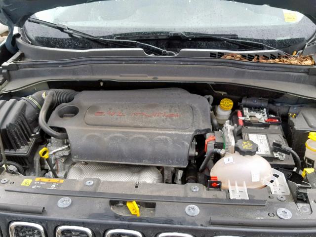 ZACCJBAT3GPE18572 - 2016 JEEP RENEGADE S ლურჯი ფოტო 7