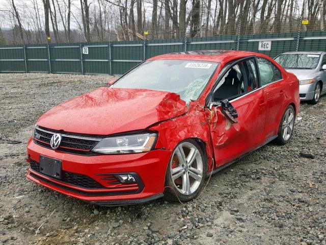 3VW5T7AJ6HM265041 - 2017 VOLKSWAGEN JETTA GLI RED photo 2