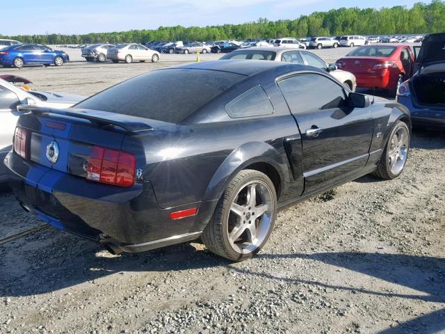 1ZVHT82H885126078 - 2008 FORD MUSTANG GT BLACK photo 4