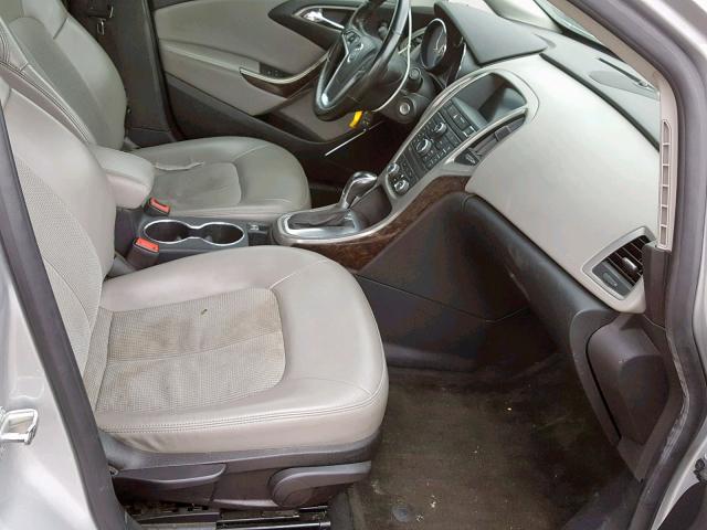 1G4PR5SK6D4146106 - 2013 BUICK VERANO CON SILVER photo 5