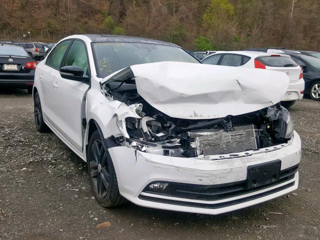 3VWD17AJ7JM234307 - 2018 VOLKSWAGEN JETTA SPOR WHITE photo 1