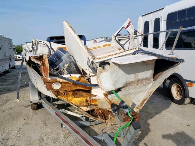 NTLSC320G001 - 2001 BOAT MARINE/TRL WHITE photo 9