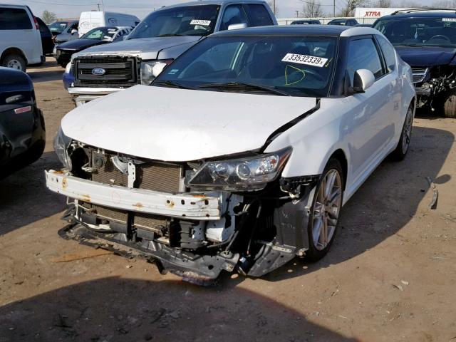 JTKJF5C75B3020943 - 2011 TOYOTA SCION TC WHITE photo 2