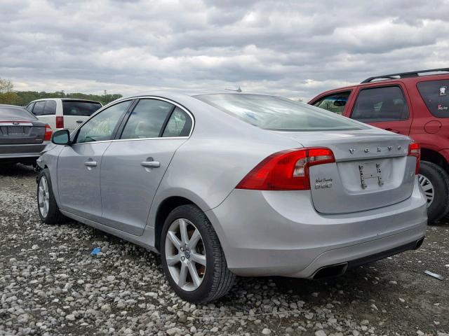 YV126MFK2G2402067 - 2016 VOLVO S60 PREMIE SILVER photo 3