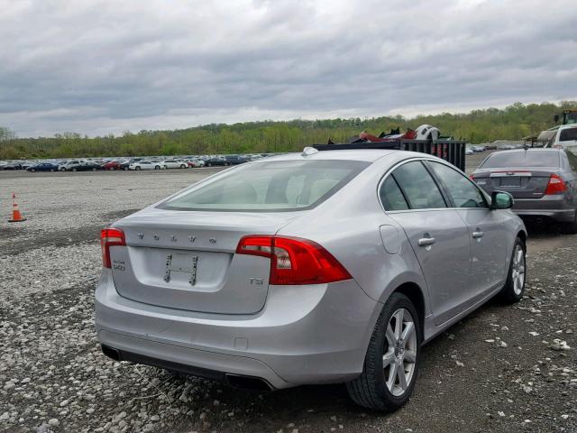 YV126MFK2G2402067 - 2016 VOLVO S60 PREMIE SILVER photo 4