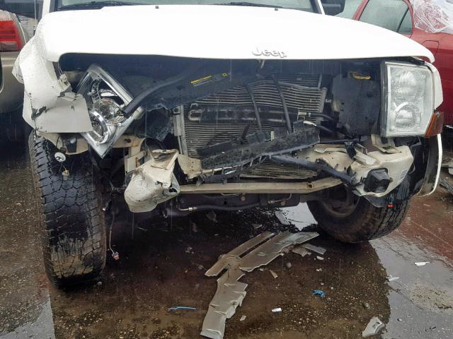 1J8HG48K86C143810 - 2006 JEEP COMMANDER WHITE photo 9