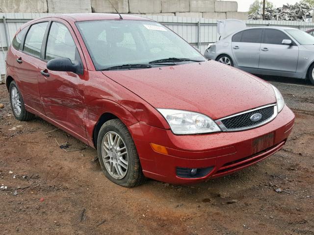 3FAFP37N35R146625 - 2005 FORD FOCUS ZX5 BURGUNDY photo 1