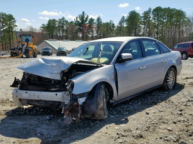 1MEHM421X5G623871 - 2005 MERCURY MONTEGO PR SILVER photo 2