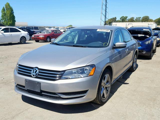 1VWBT7A36EC049238 - 2014 VOLKSWAGEN PASSAT SE GRAY photo 2