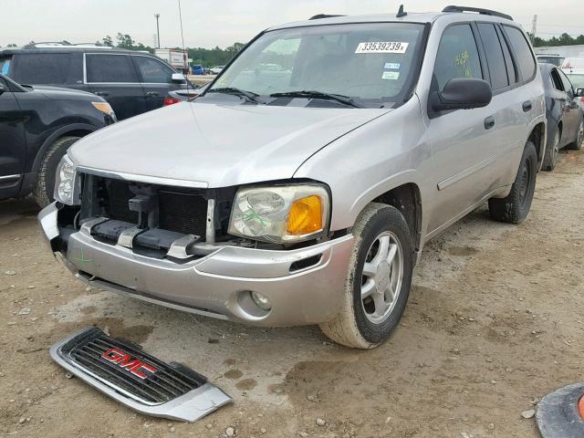 1GKDS13S862117955 - 2006 GMC ENVOY SILVER photo 2