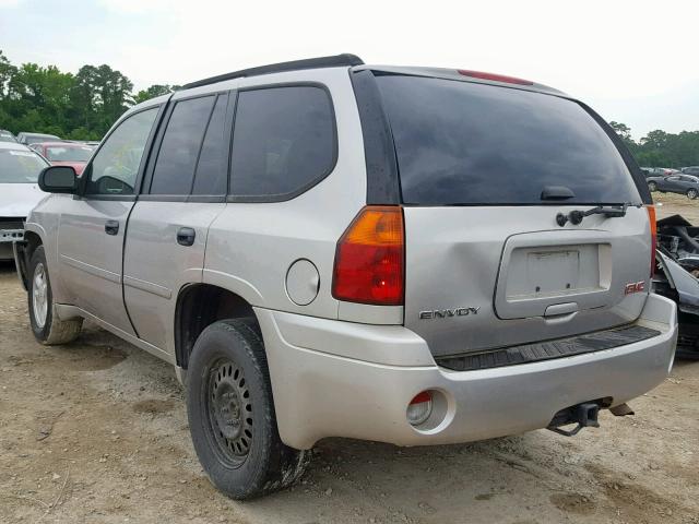 1GKDS13S862117955 - 2006 GMC ENVOY SILVER photo 3