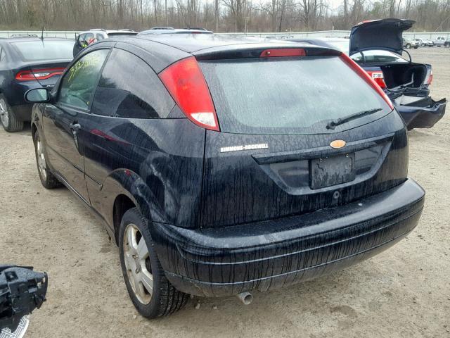 1FAFP31N66W164852 - 2006 FORD FOCUS ZX3 BLACK photo 3