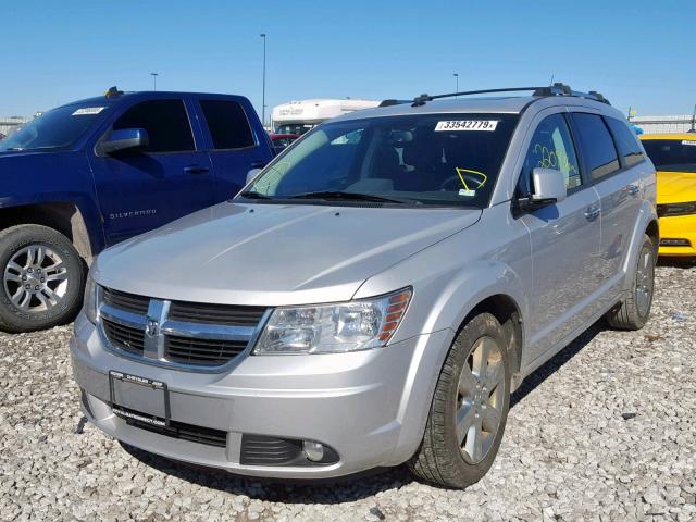 3D4PG9FV0AT227018 - 2010 DODGE JOURNEY R/ SILVER photo 2