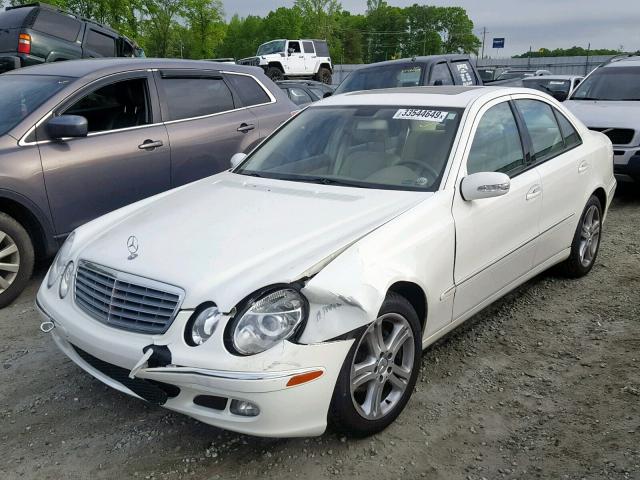 WDBUF56J36A969127 - 2006 MERCEDES-BENZ E 350 WHITE photo 2