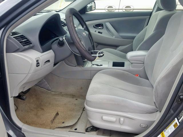 4T1BE46K59U409185 - 2009 TOYOTA CAMRY BASE GRAY photo 5