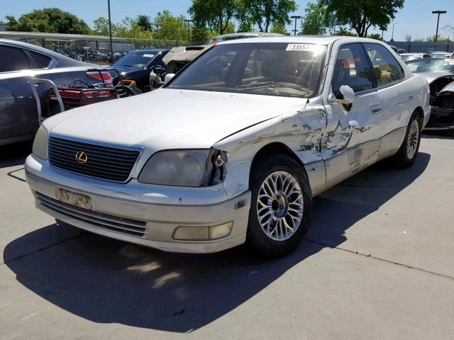 JT8BH28F7X0159516 - 1999 LEXUS LS 400 WHITE photo 2