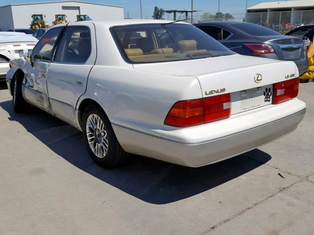 JT8BH28F7X0159516 - 1999 LEXUS LS 400 WHITE photo 3