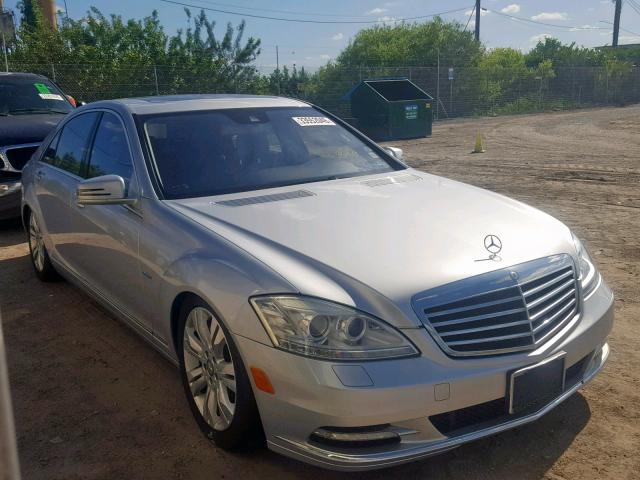 WDDNG9FB2AA300462 - 2010 MERCEDES-BENZ S 400 SILVER photo 1