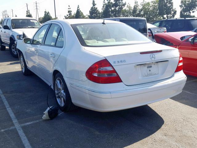 WDBUF56J96A953157 - 2006 MERCEDES-BENZ E 350 WHITE photo 3