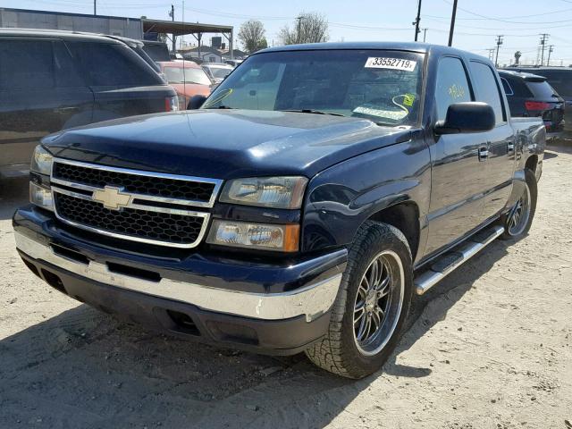 2GCEC13V571162568 - 2007 CHEVROLET SILVERADO BLUE photo 2