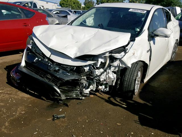 JTDKARFP1J3080536 - 2018 TOYOTA PRIUS PRIM 白色 照片 2