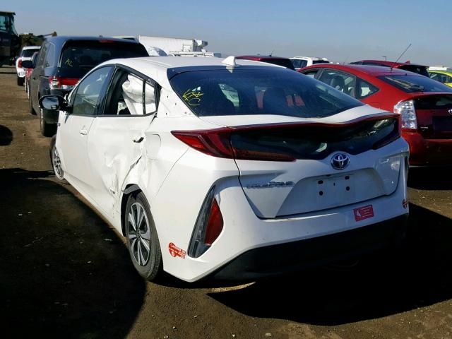JTDKARFP1J3080536 - 2018 TOYOTA PRIUS PRIM 白色 照片 3